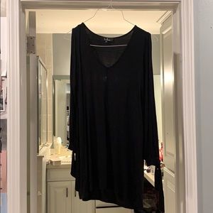 Lulu’s black mini dress